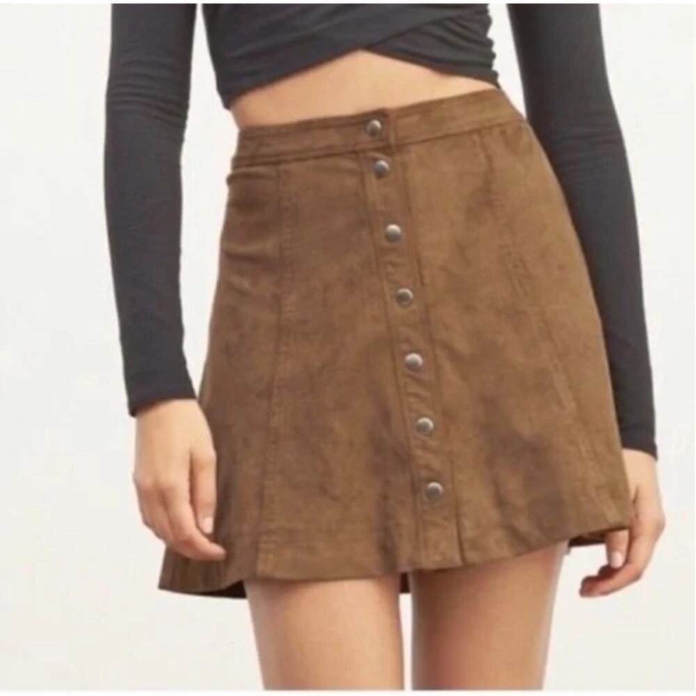 Abercrombie & Fitch Faux Suede Skirt Button Front Skater Mini Brown Neutral 2‎